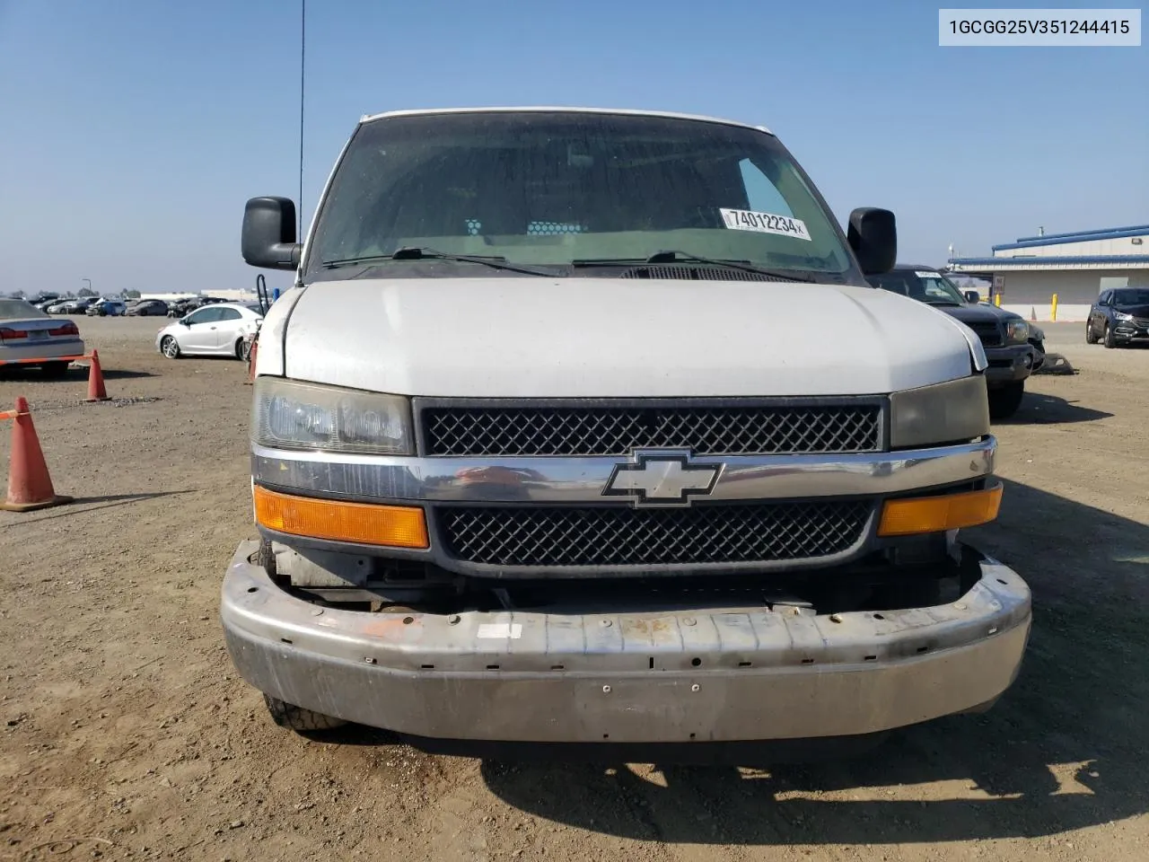 2005 Chevrolet Express G2500 VIN: 1GCGG25V351244415 Lot: 74012234