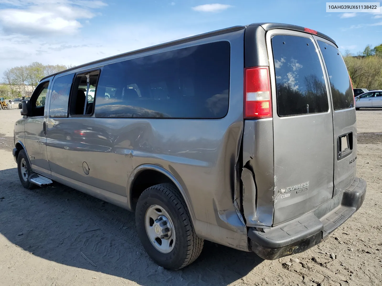 2006 Chevrolet Express G3500 VIN: 1GAHG39UX61138422 Lot: 52079094