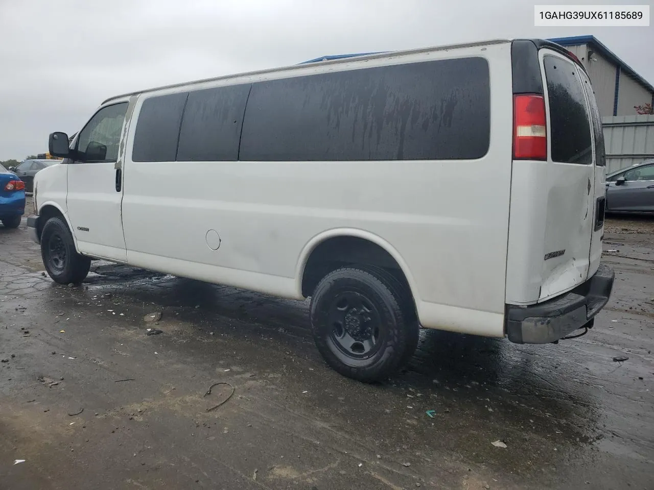 2006 Chevrolet Express G3500 VIN: 1GAHG39UX61185689 Lot: 71271454