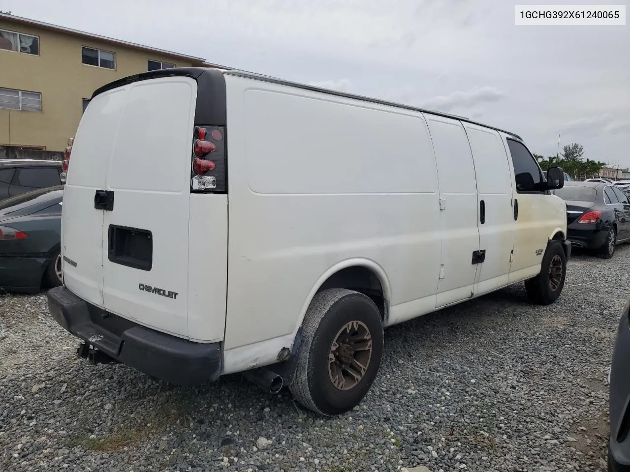 1GCHG392X61240065 2006 Chevrolet Express G3500