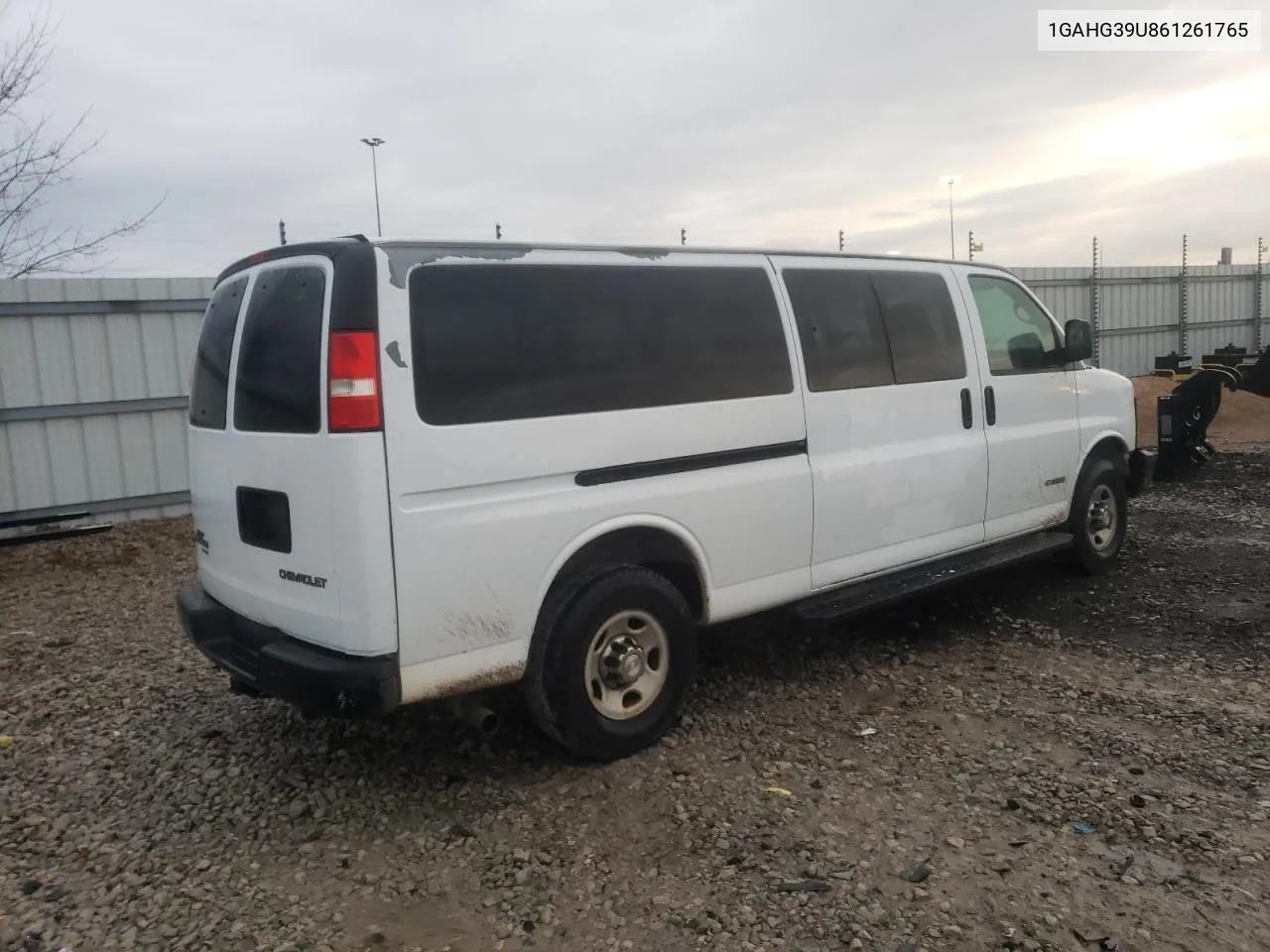 2006 Chevrolet Express G3500 VIN: 1GAHG39U861261765 Lot: 73458704