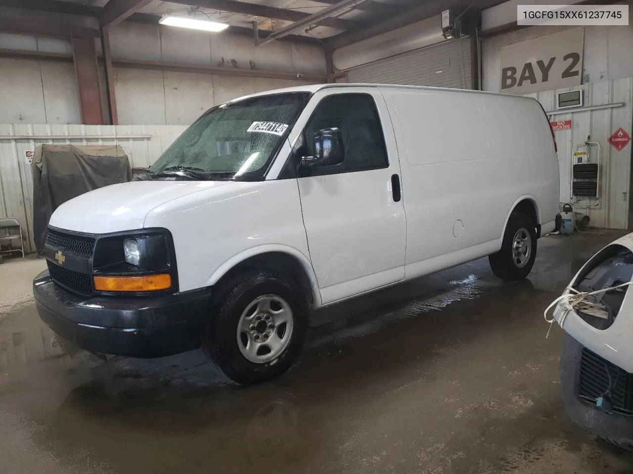 2006 Chevrolet Express G1500 VIN: 1GCFG15XX61237745 Lot: 75447114