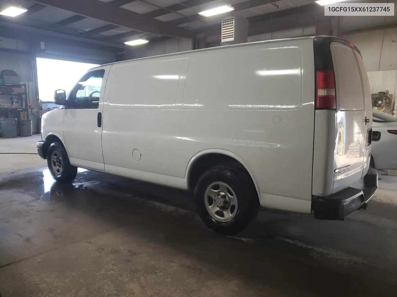 2006 Chevrolet Express G1500 VIN: 1GCFG15XX61237745 Lot: 75447114