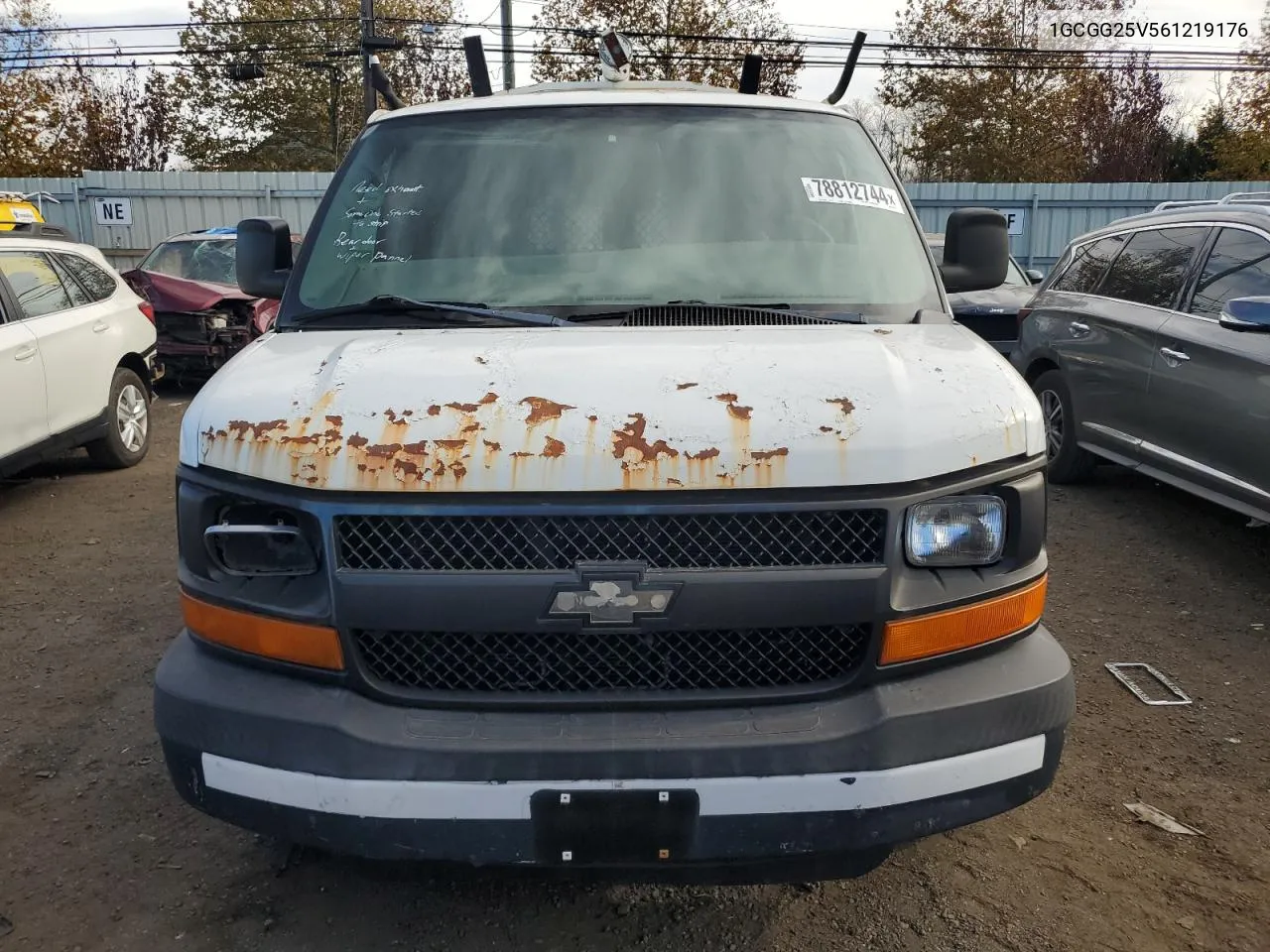 2006 Chevrolet Express G2500 VIN: 1GCGG25V561219176 Lot: 78812744