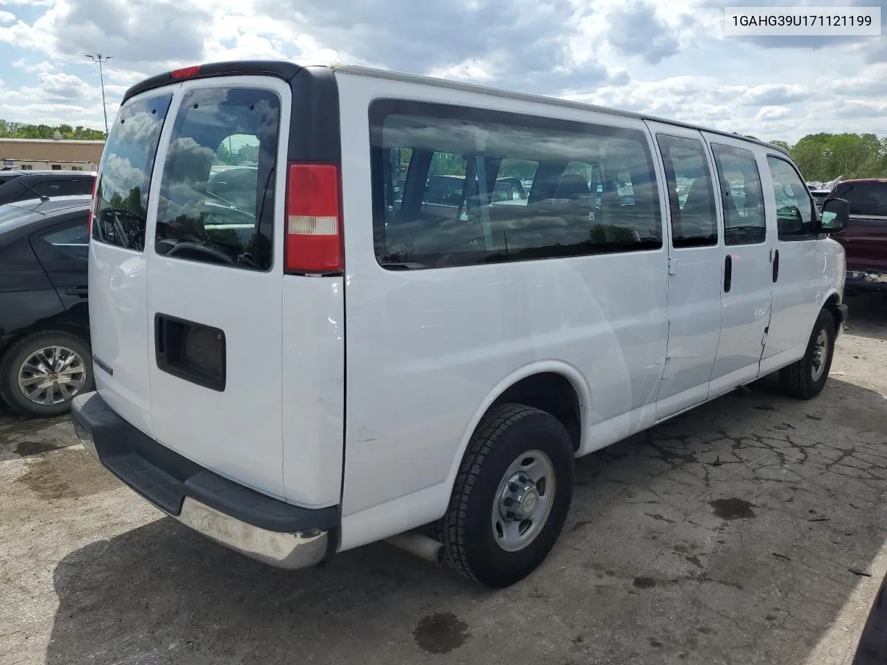 2007 Chevrolet Express G3500 VIN: 1GAHG39U171121199 Lot: 51713744