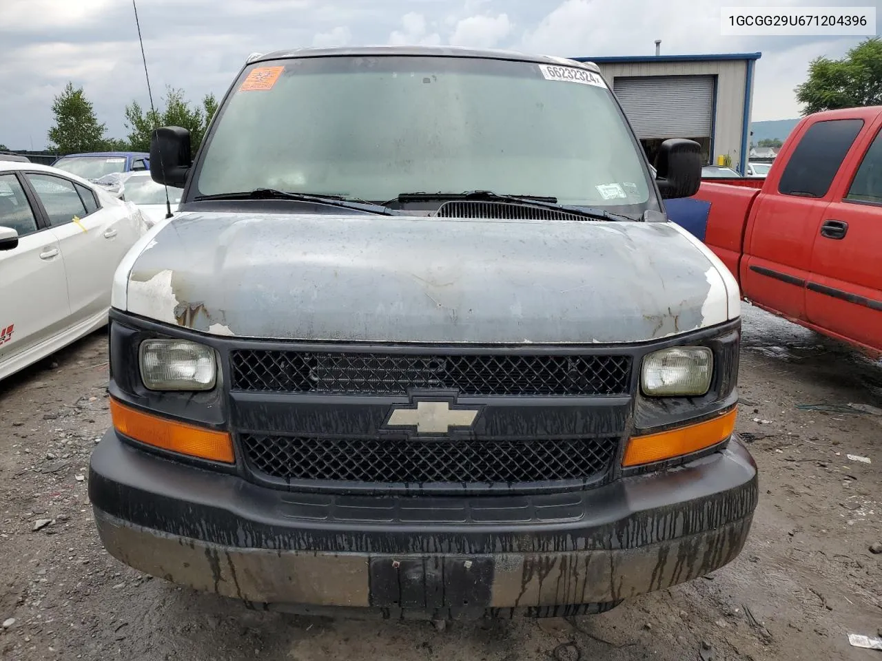 2007 Chevrolet Express G2500 VIN: 1GCGG29U671204396 Lot: 66232324