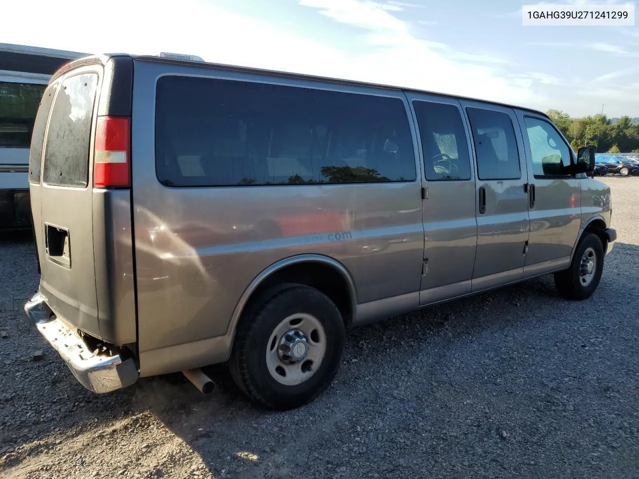 1GAHG39U271241299 2007 Chevrolet Express G3500