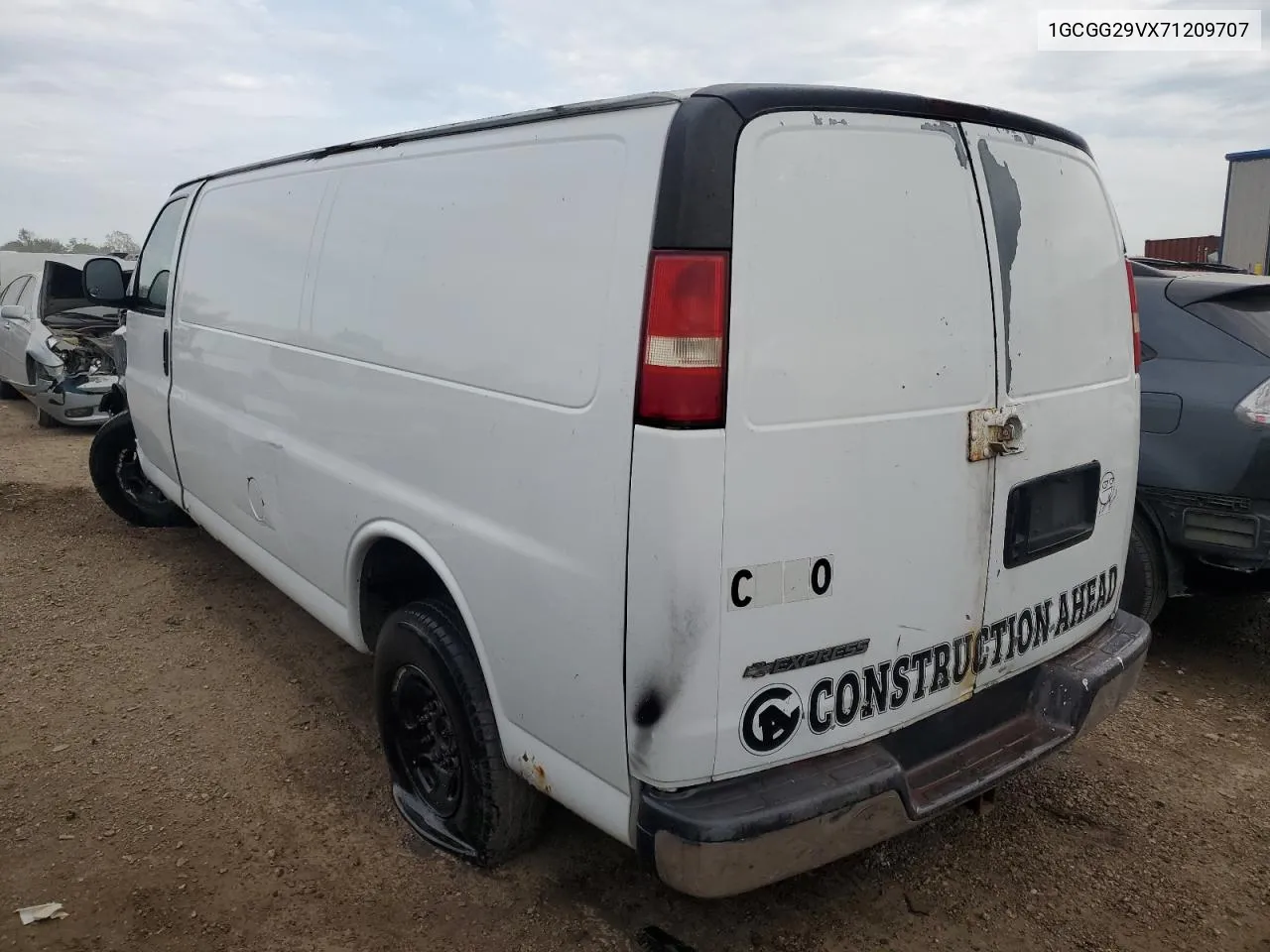 1GCGG29VX71209707 2007 Chevrolet Express G2500