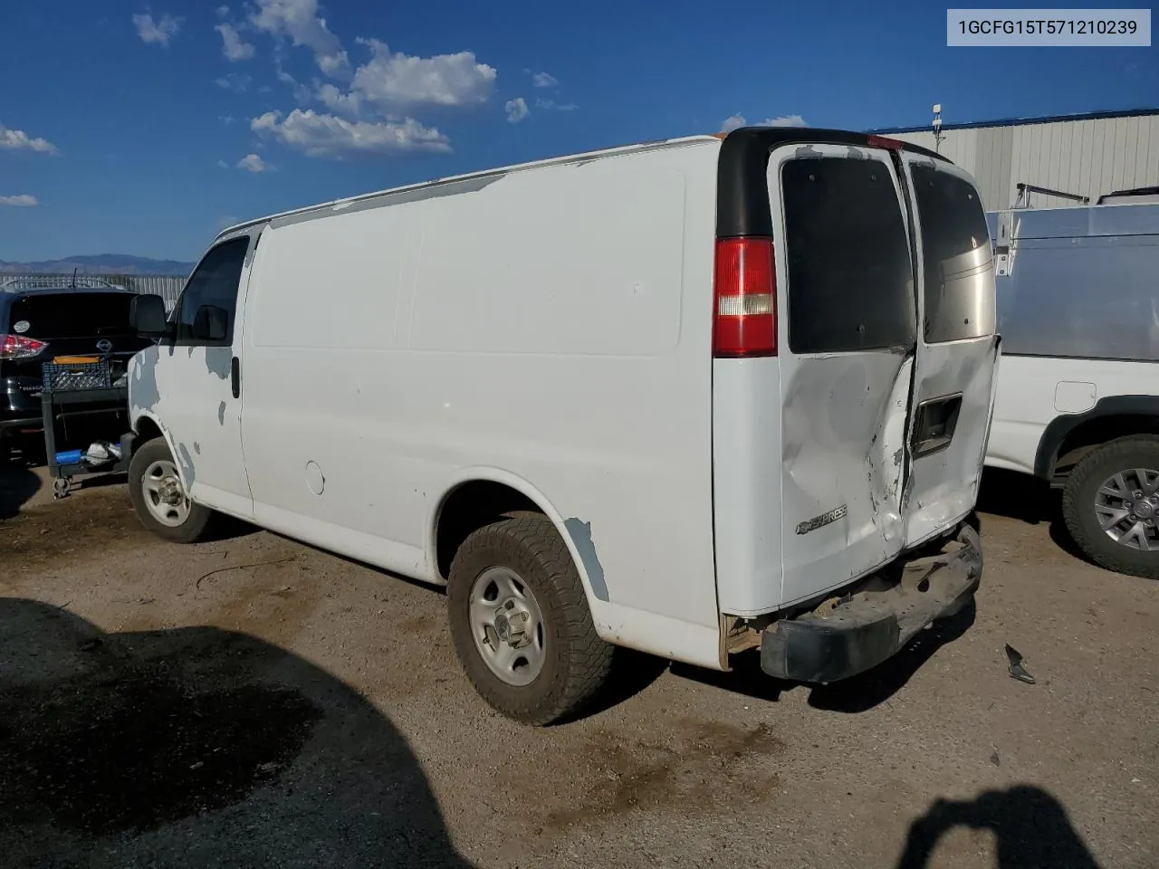 2007 Chevrolet Express G1500 VIN: 1GCFG15T571210239 Lot: 71566294