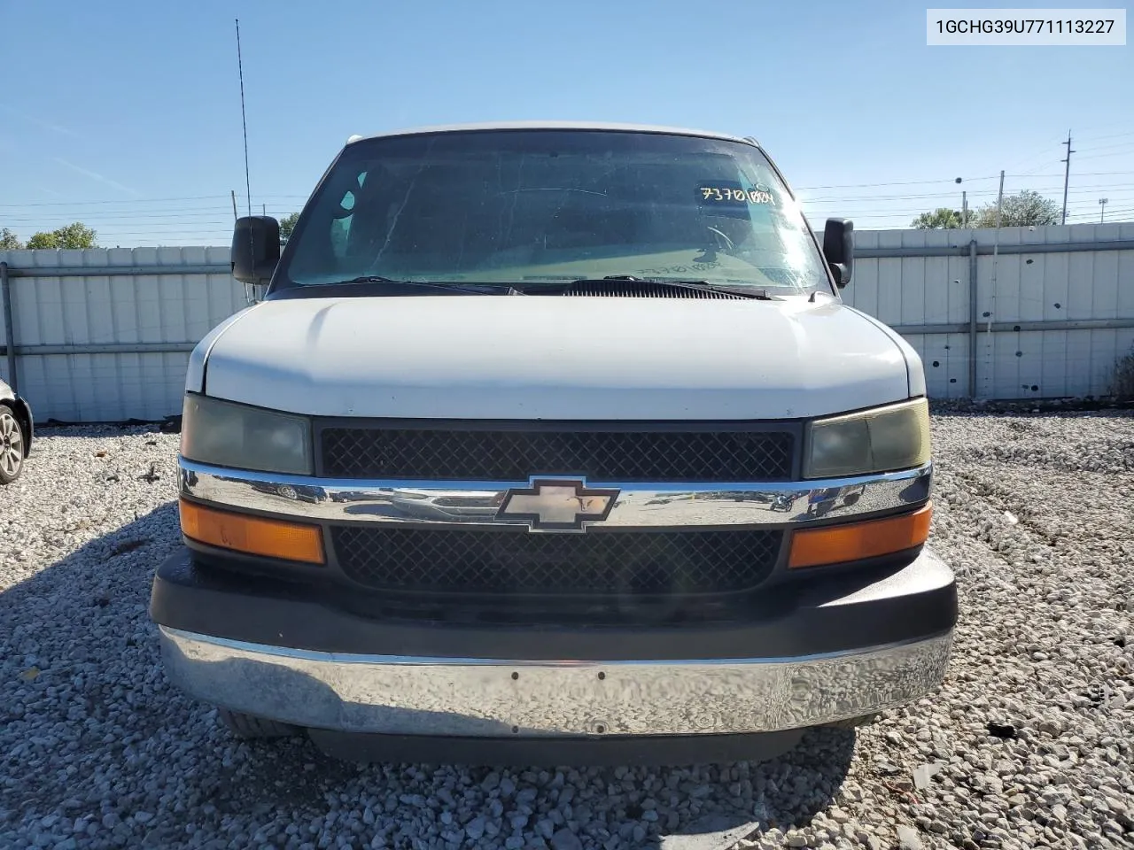 2007 Chevrolet Express G3500 VIN: 1GCHG39U771113227 Lot: 73701004