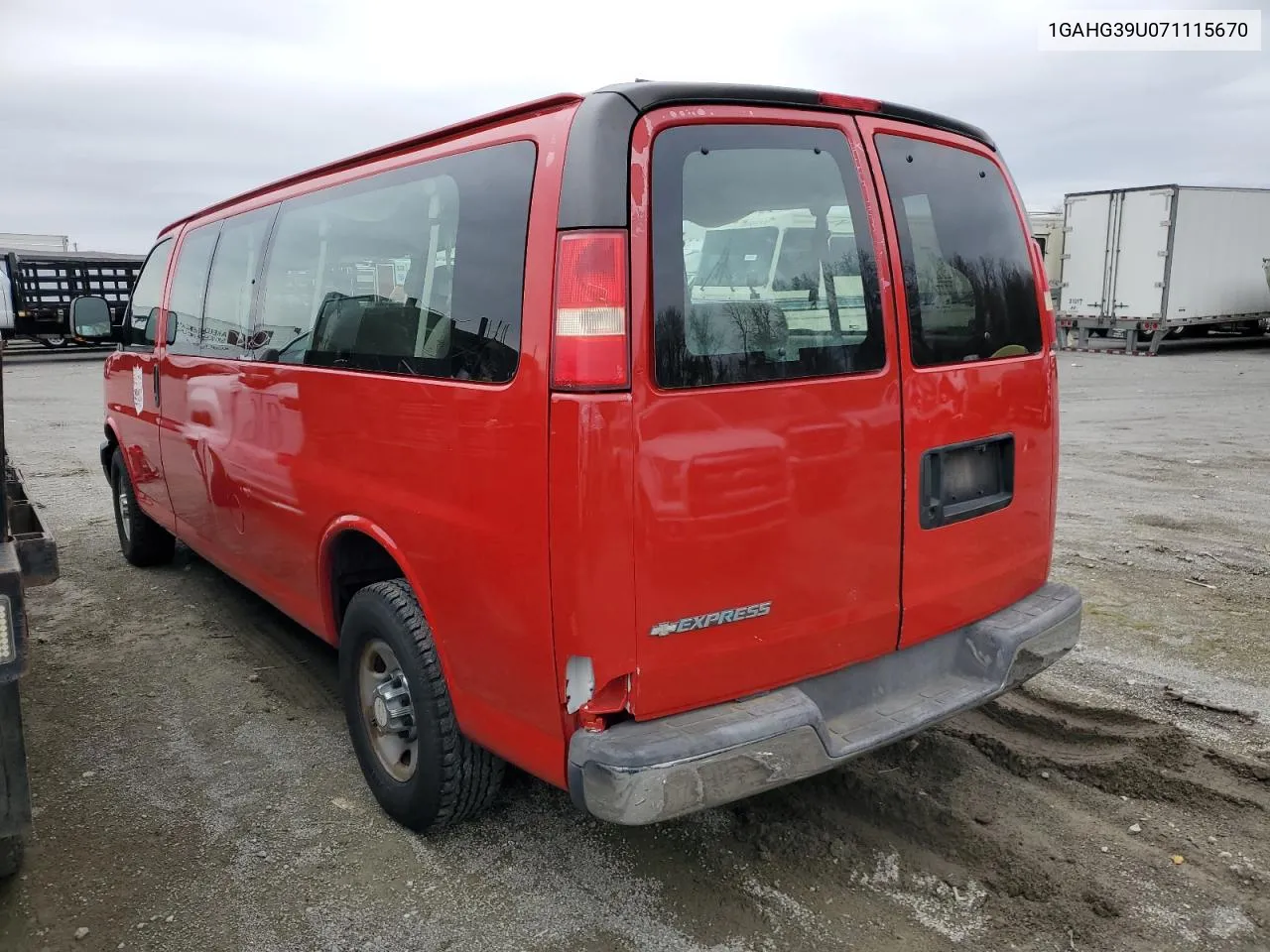 2007 Chevrolet Express G3500 VIN: 1GAHG39U071115670 Lot: 79276624