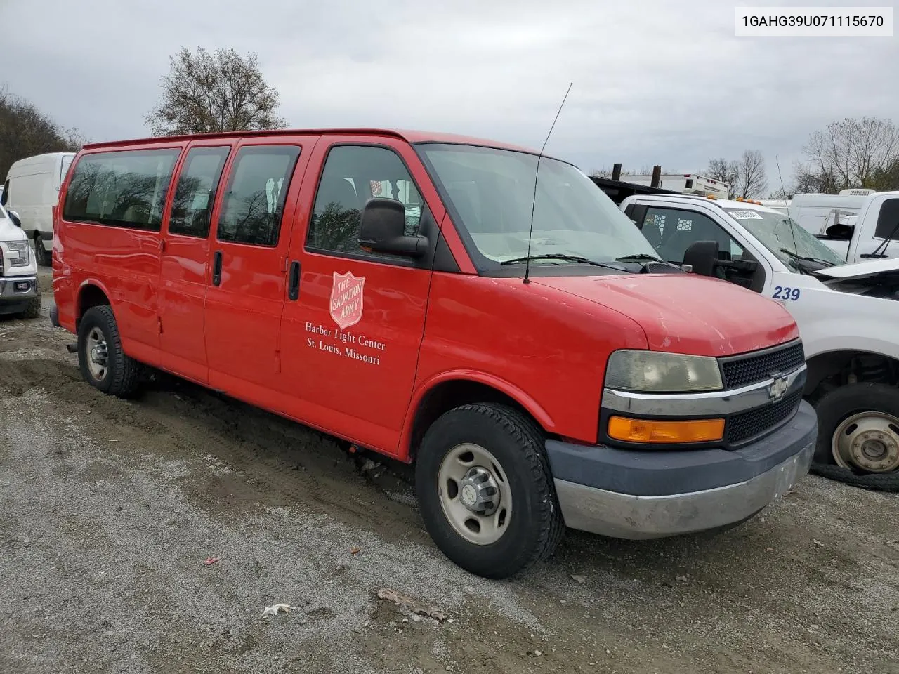 2007 Chevrolet Express G3500 VIN: 1GAHG39U071115670 Lot: 79276624