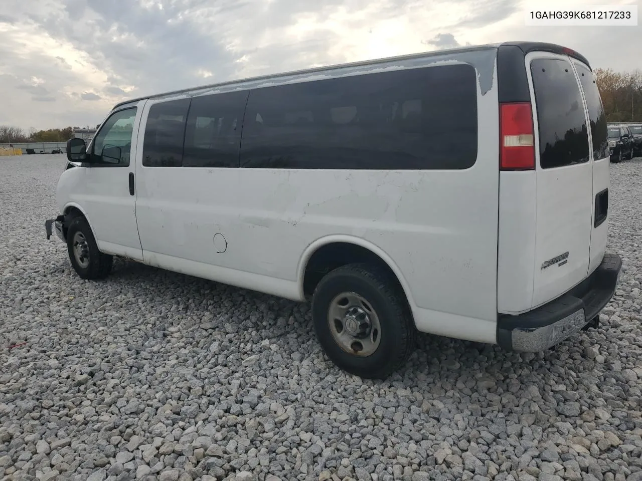 2008 Chevrolet Express G3500 VIN: 1GAHG39K681217233 Lot: 76553804