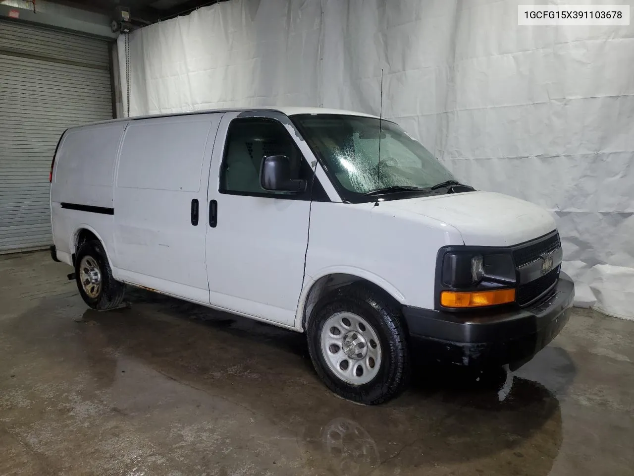 2009 Chevrolet Express G1500 VIN: 1GCFG15X391103678 Lot: 71833074