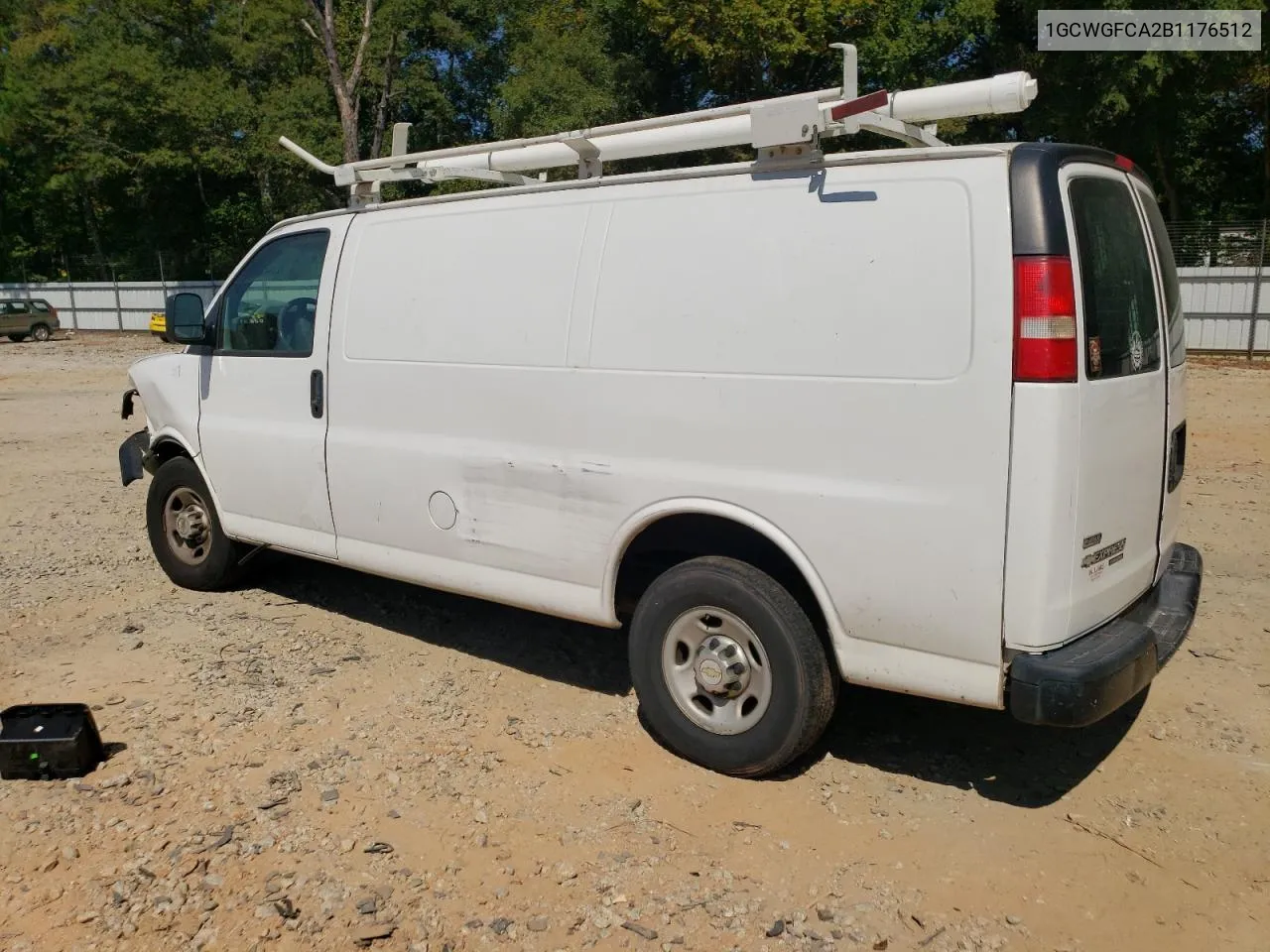 1GCWGFCA2B1176512 2011 Chevrolet Express G2500