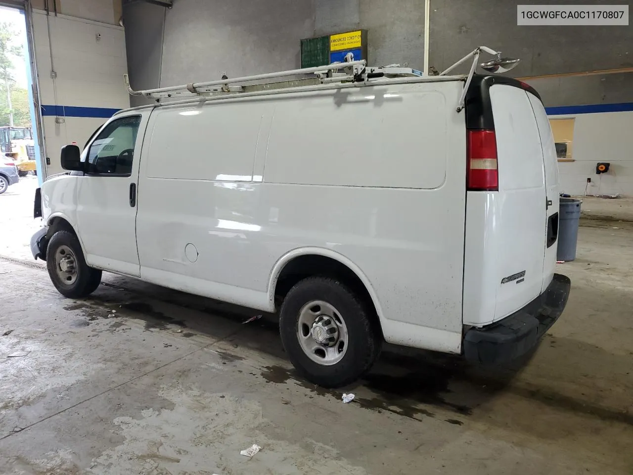 1GCWGFCA0C1170807 2012 Chevrolet Express G2500