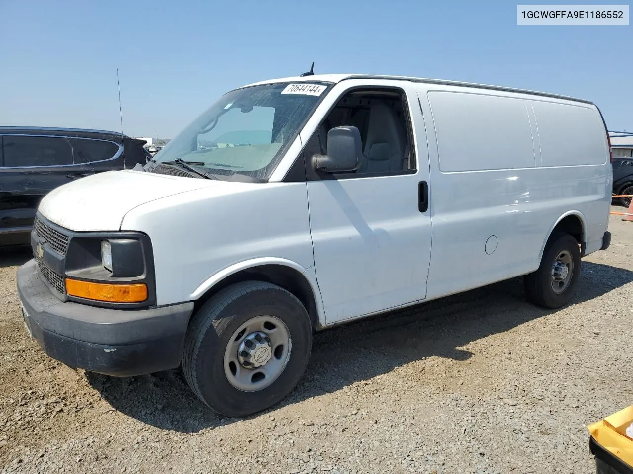 1GCWGFFA9E1186552 2014 Chevrolet Express G2500