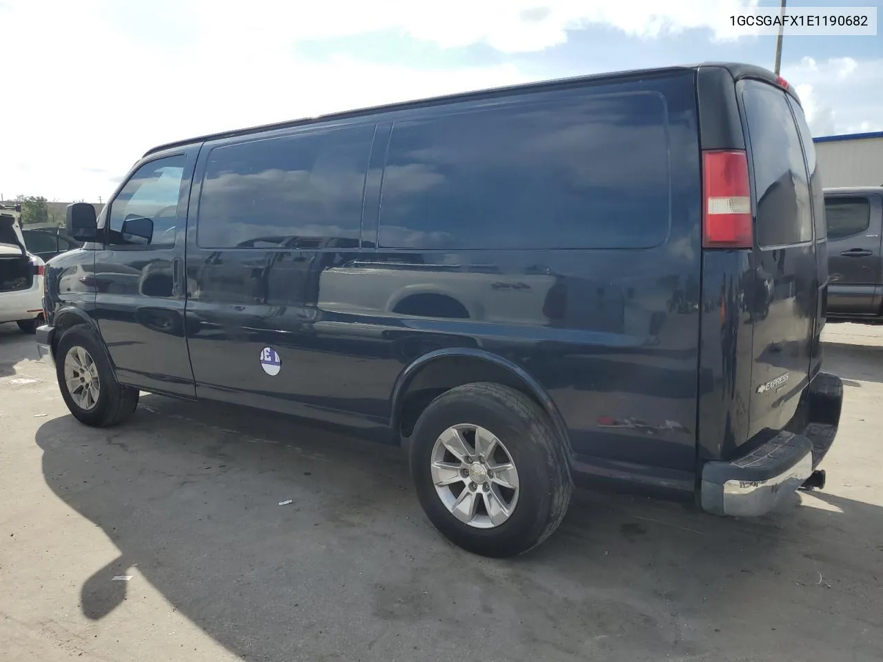 1GCSGAFX1E1190682 2014 Chevrolet Express G1500