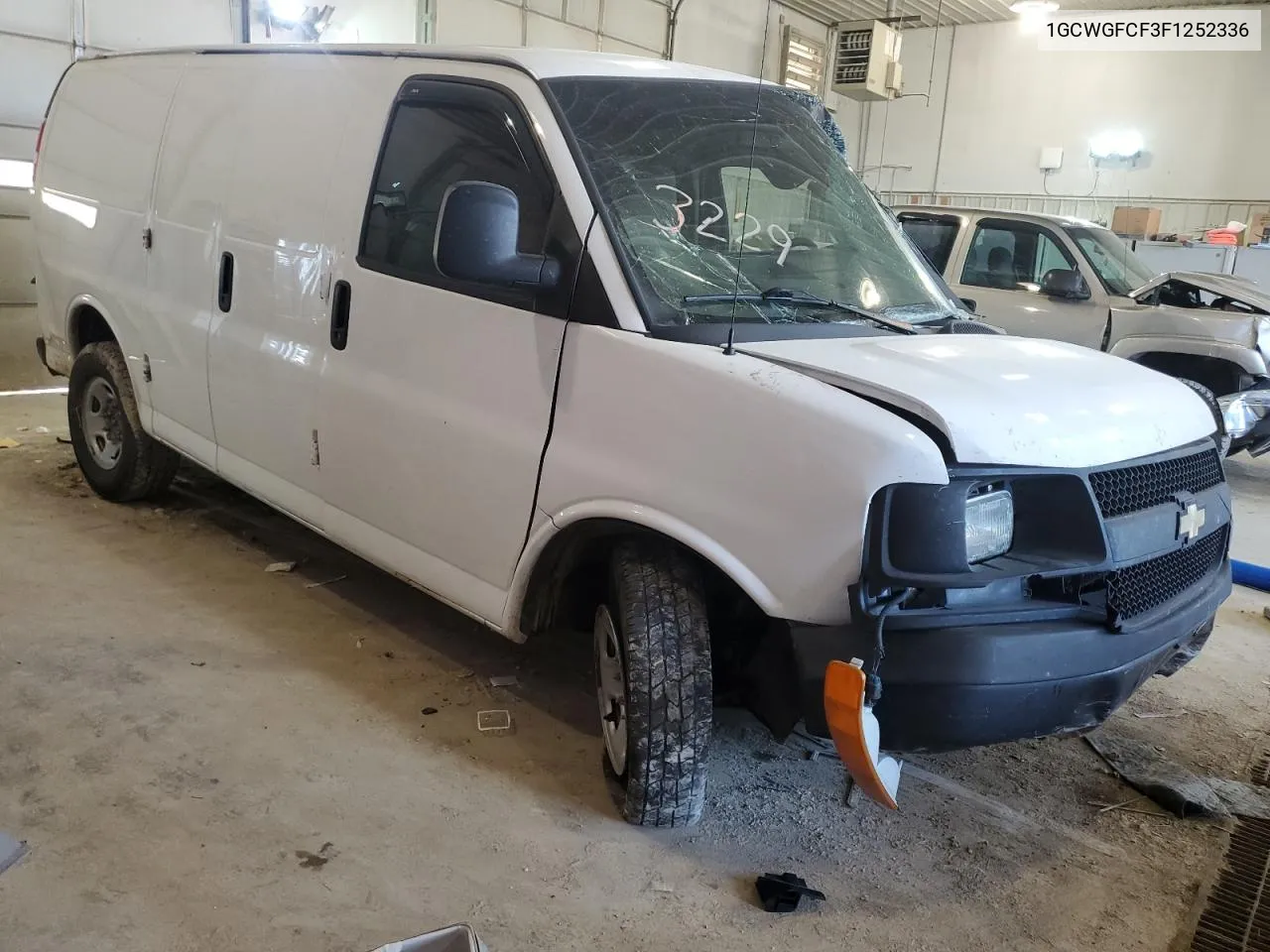 1GCWGFCF3F1252336 2015 Chevrolet Express G2500