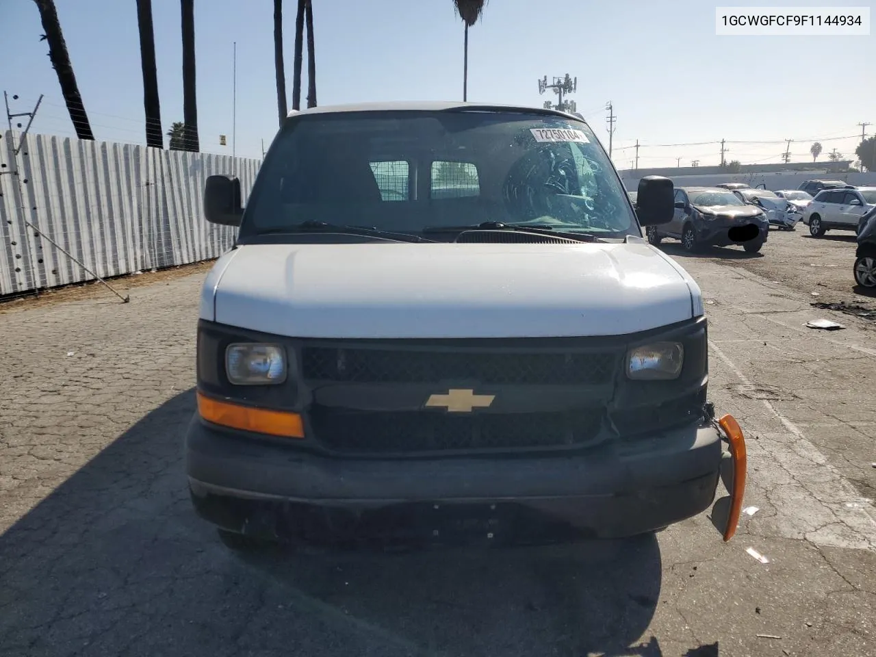 1GCWGFCF9F1144934 2015 Chevrolet Express G2500