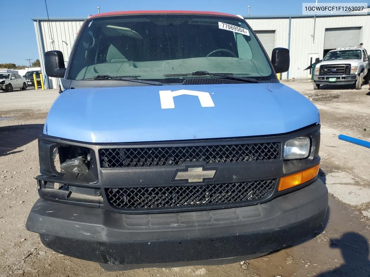 1GCWGFCF1F1263027 2015 Chevrolet Express G2500