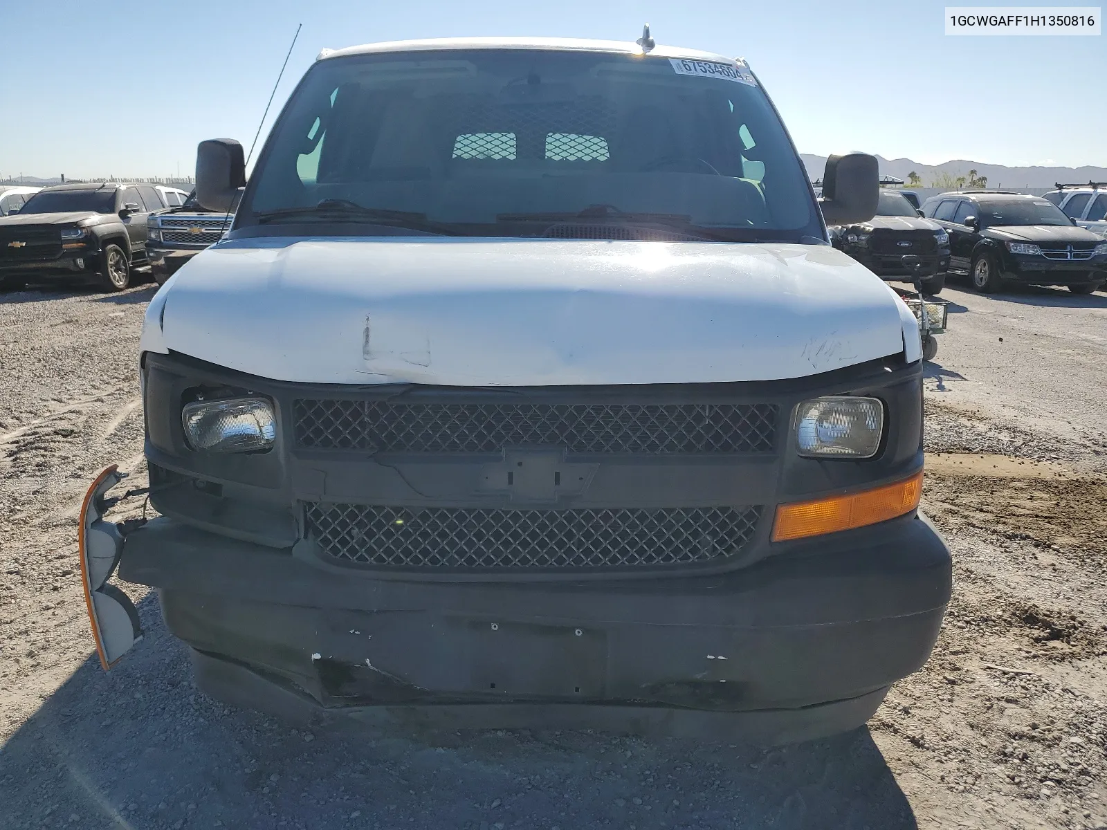 1GCWGAFF1H1350816 2017 Chevrolet Express G2500