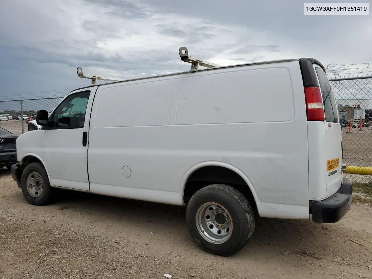 2017 Chevrolet Express G2500 VIN: 1GCWGAFF0H1351410 Lot: 69023224