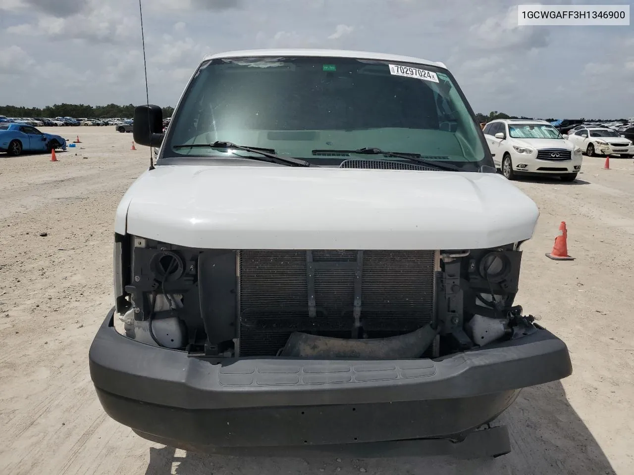 2017 Chevrolet Express G2500 VIN: 1GCWGAFF3H1346900 Lot: 70297024