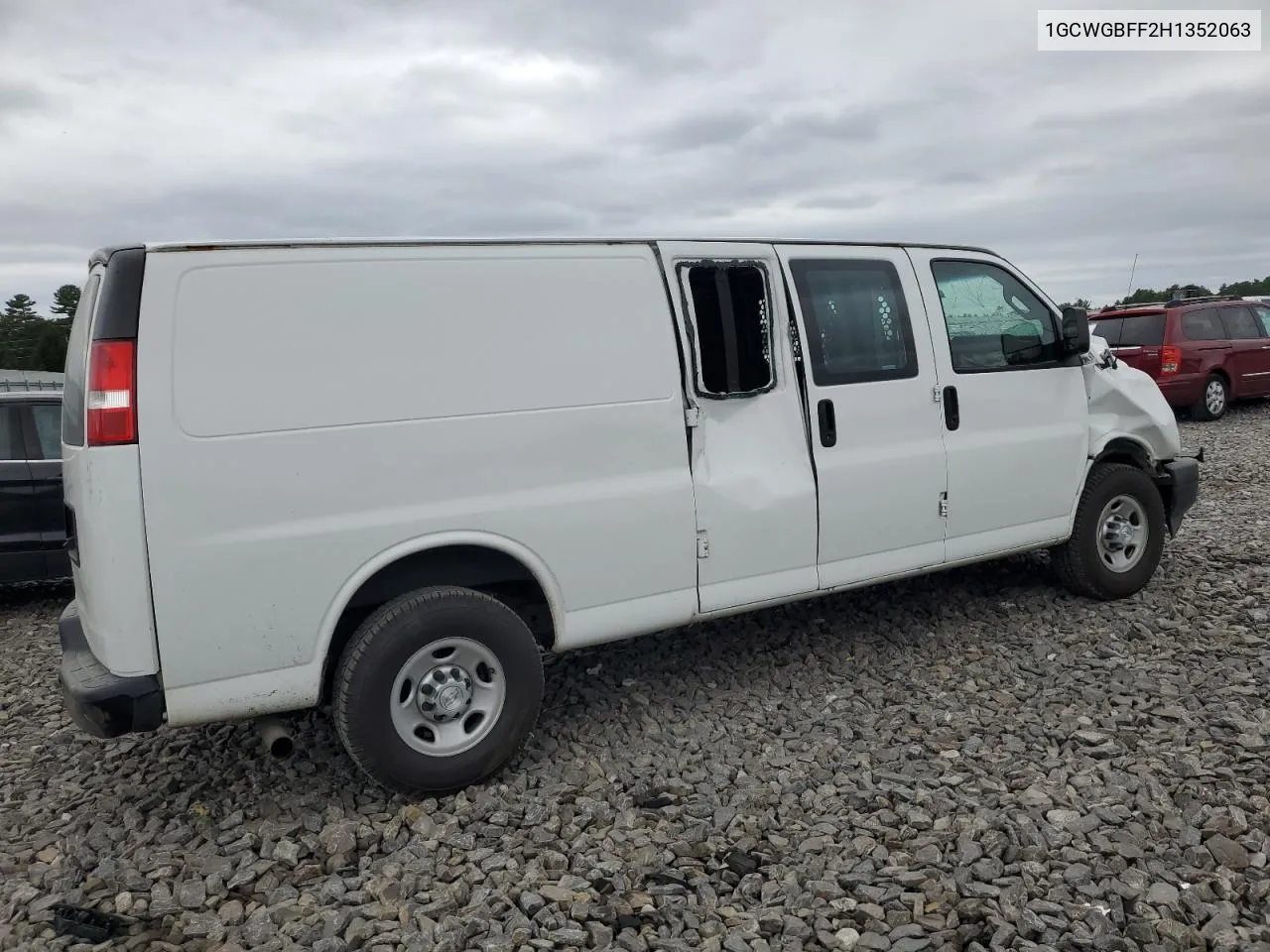 2017 Chevrolet Express G2500 VIN: 1GCWGBFF2H1352063 Lot: 72060024