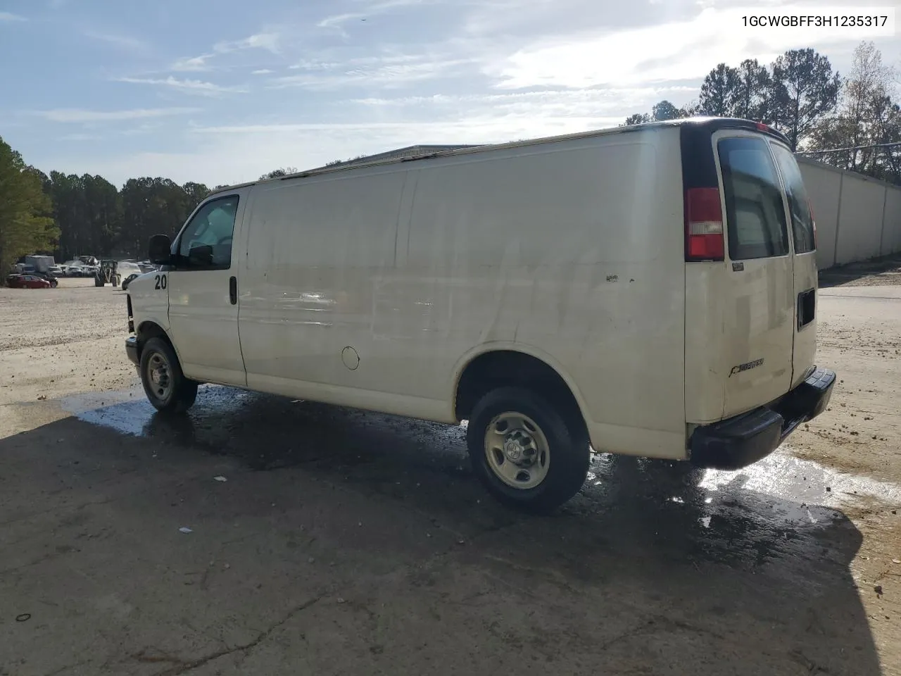 2017 Chevrolet Express G2500 VIN: 1GCWGBFF3H1235317 Lot: 74600624