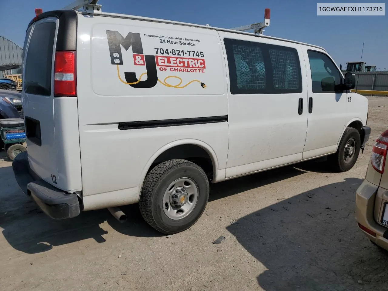 1GCWGAFFXH1173716 2017 Chevrolet Express G2500