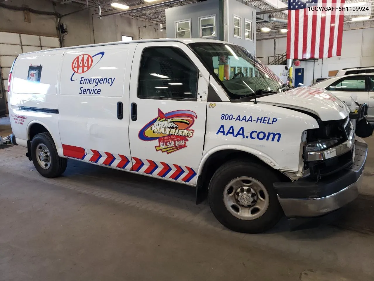 2017 Chevrolet Express G2500 VIN: 1GCWGAFF5H1109924 Lot: 75813644