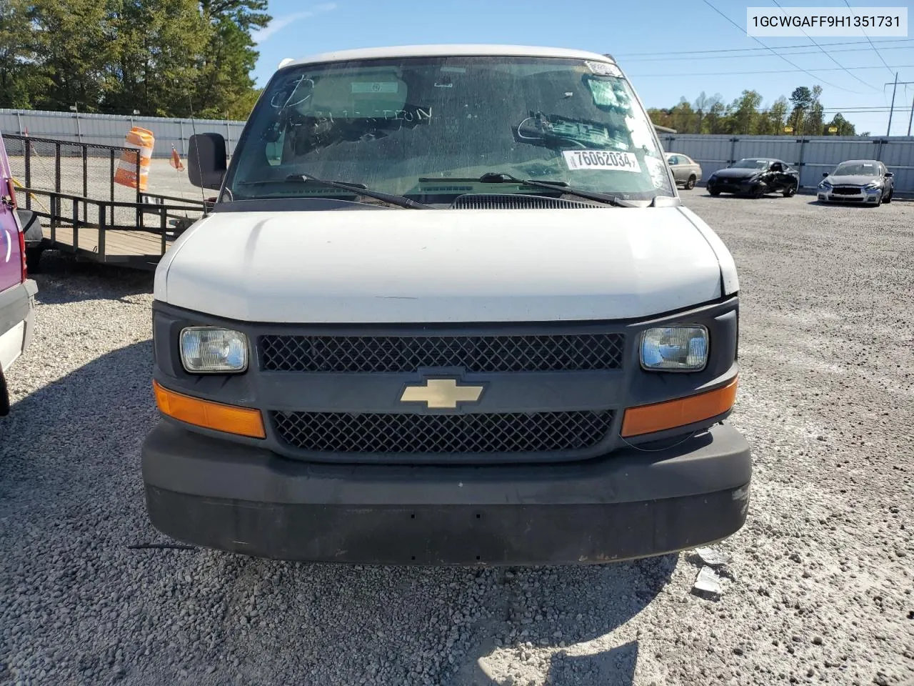 2017 Chevrolet Express G2500 VIN: 1GCWGAFF9H1351731 Lot: 76062034