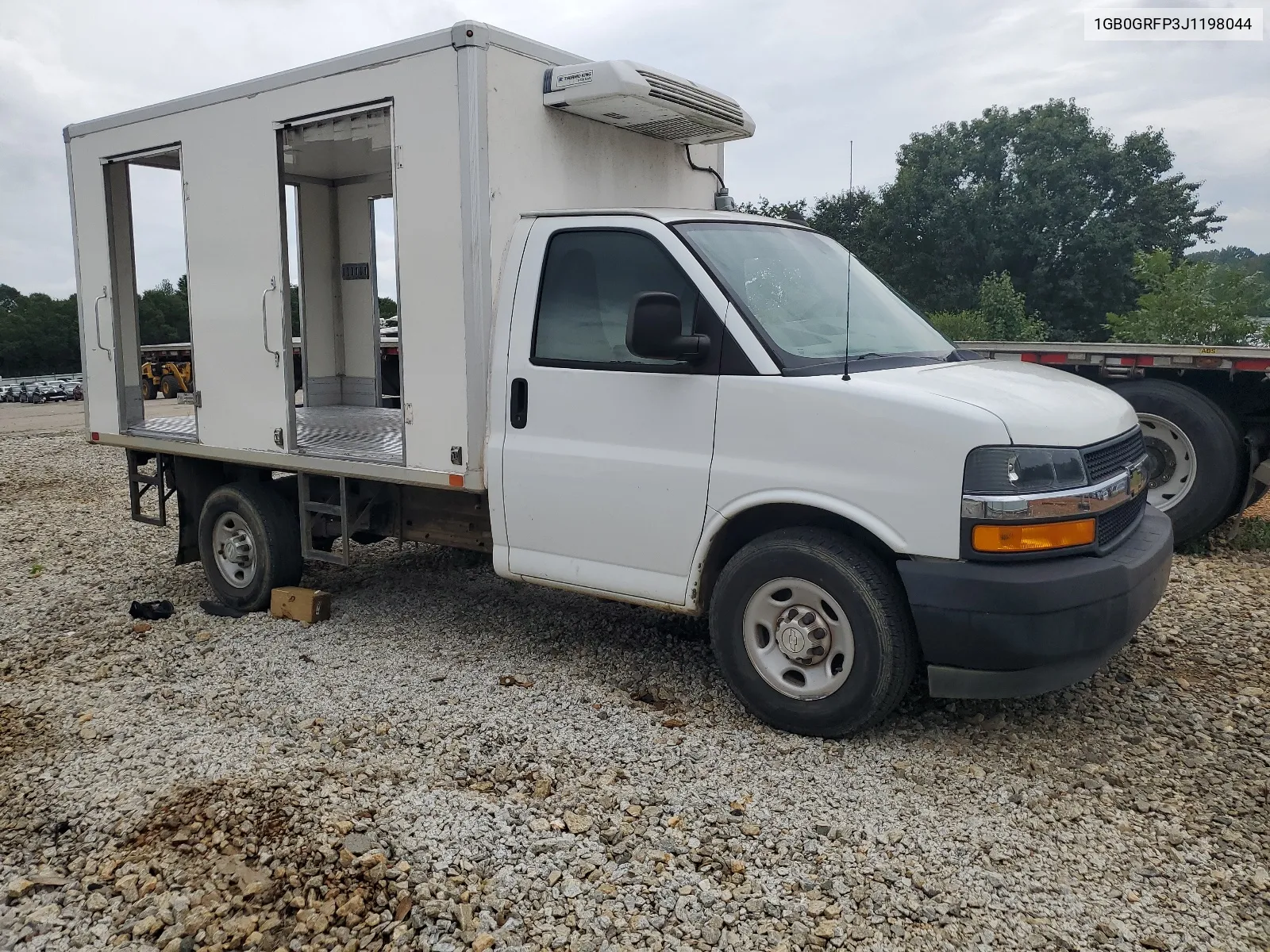 2018 Chevrolet Express G3500 VIN: 1GB0GRFP3J1198044 Lot: 63074424