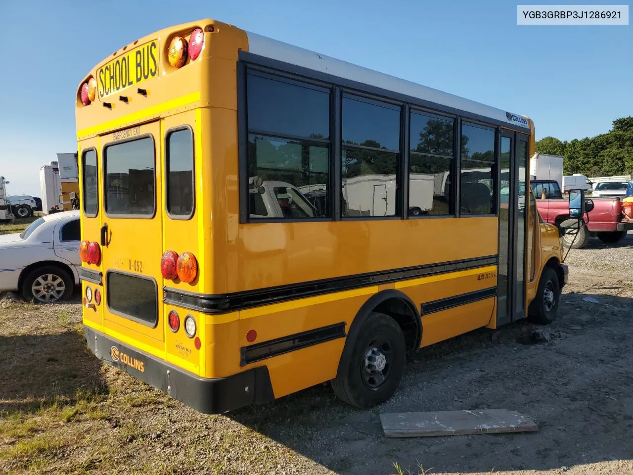 YGB3GRBP3J1286921 2018 Chevrolet Express G3500