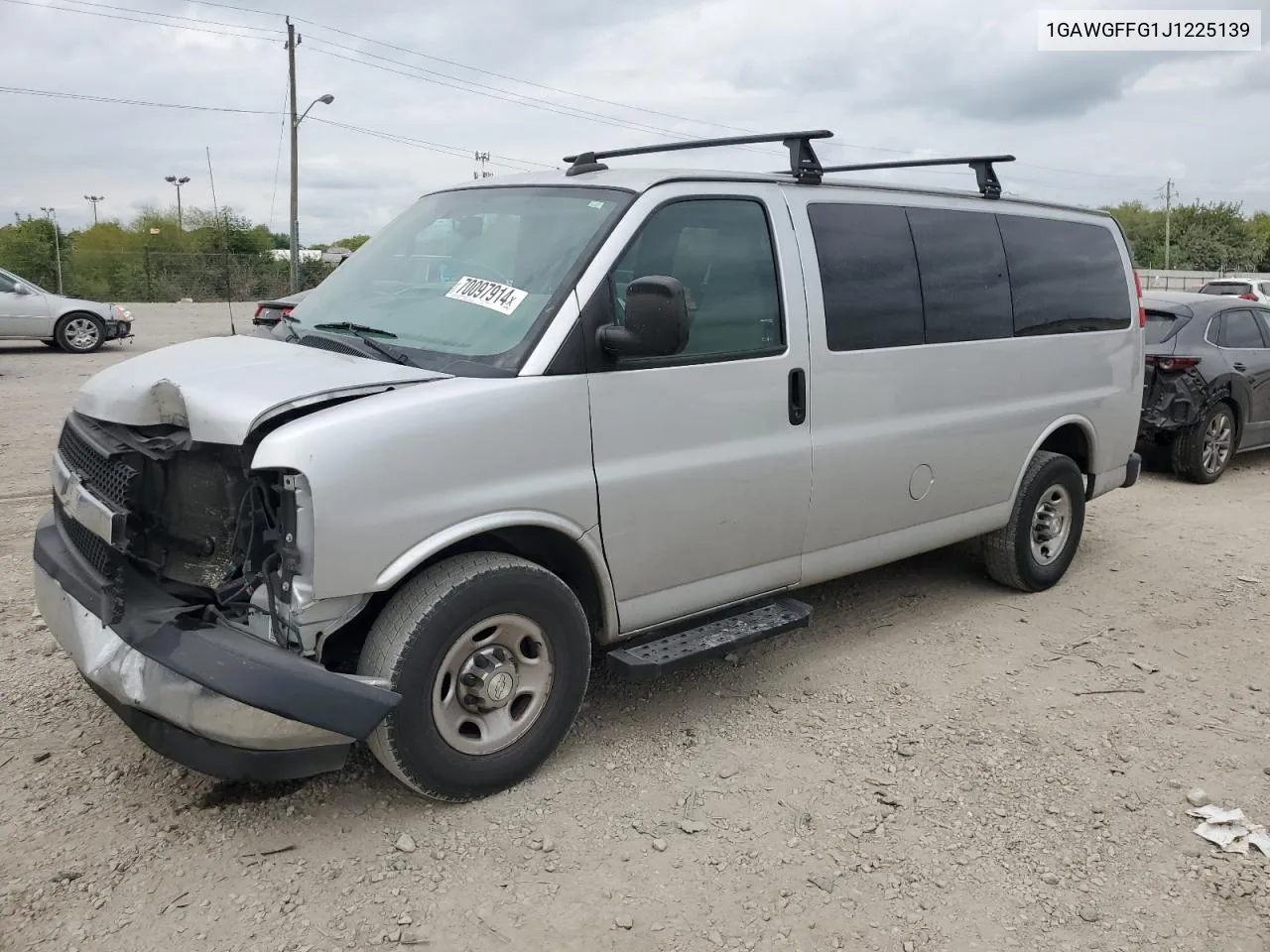 1GAWGFFG1J1225139 2018 Chevrolet Express G2500 Lt