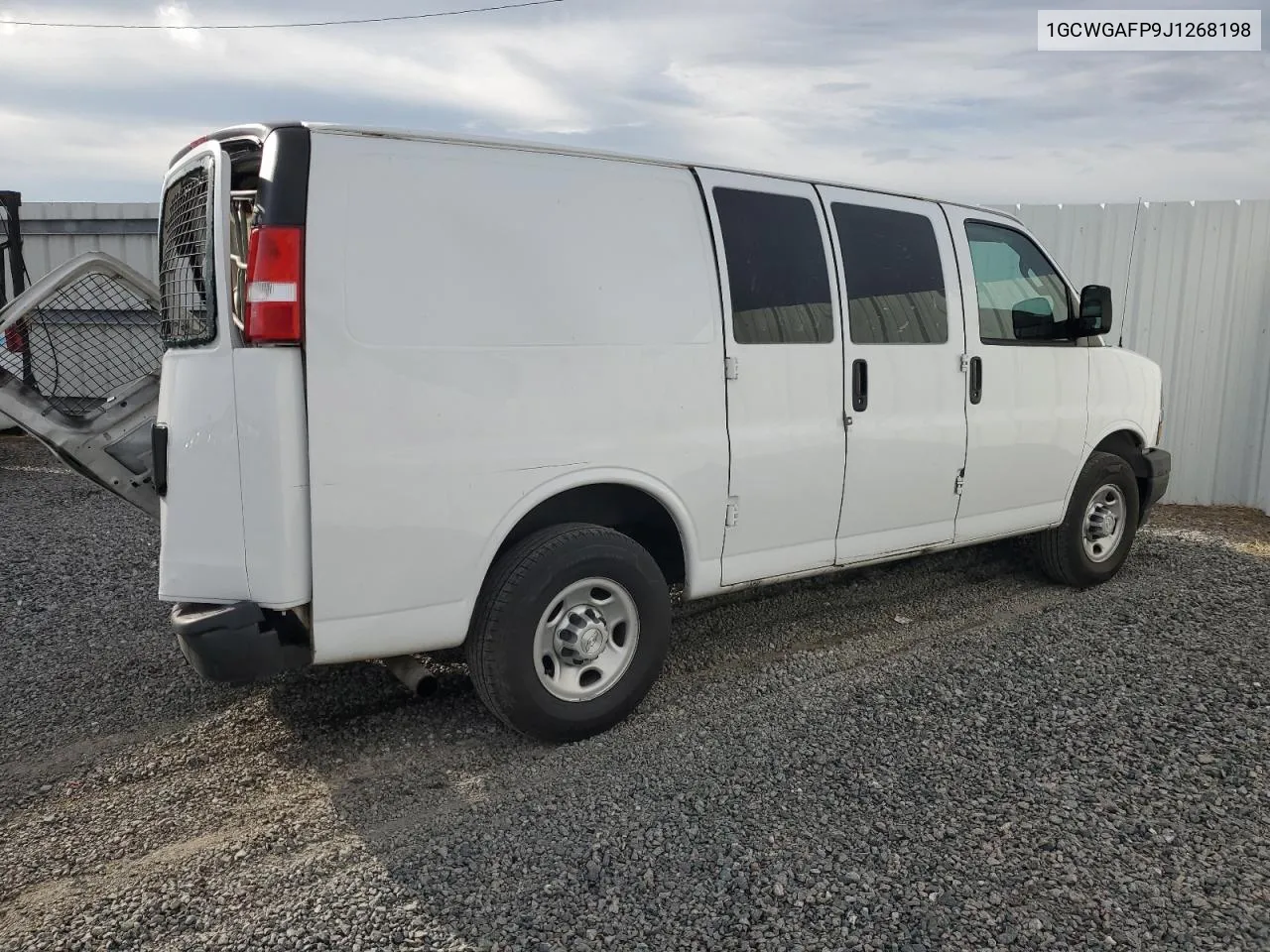 2018 Chevrolet Express G2500 VIN: 1GCWGAFP9J1268198 Lot: 71476984