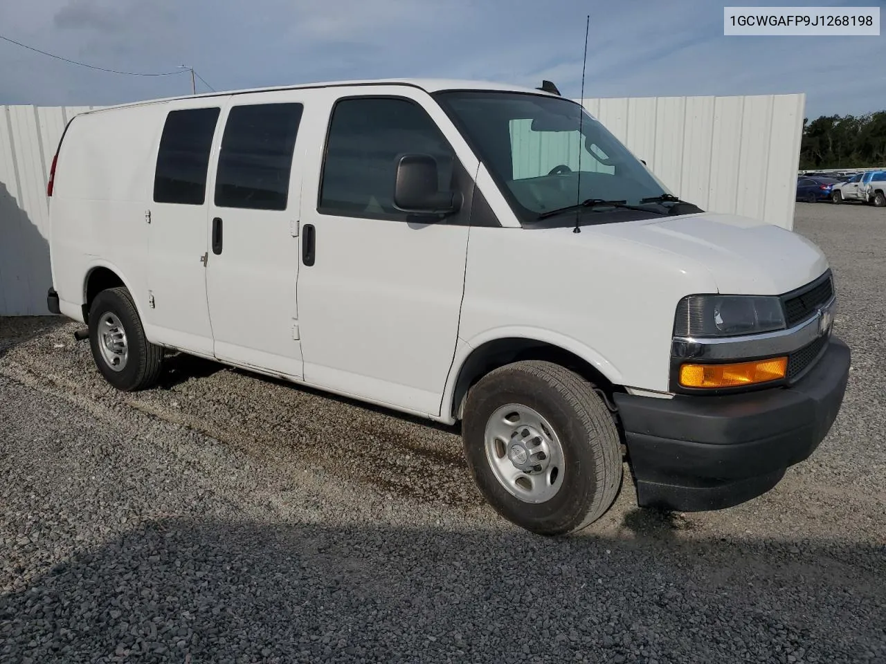 2018 Chevrolet Express G2500 VIN: 1GCWGAFP9J1268198 Lot: 71476984