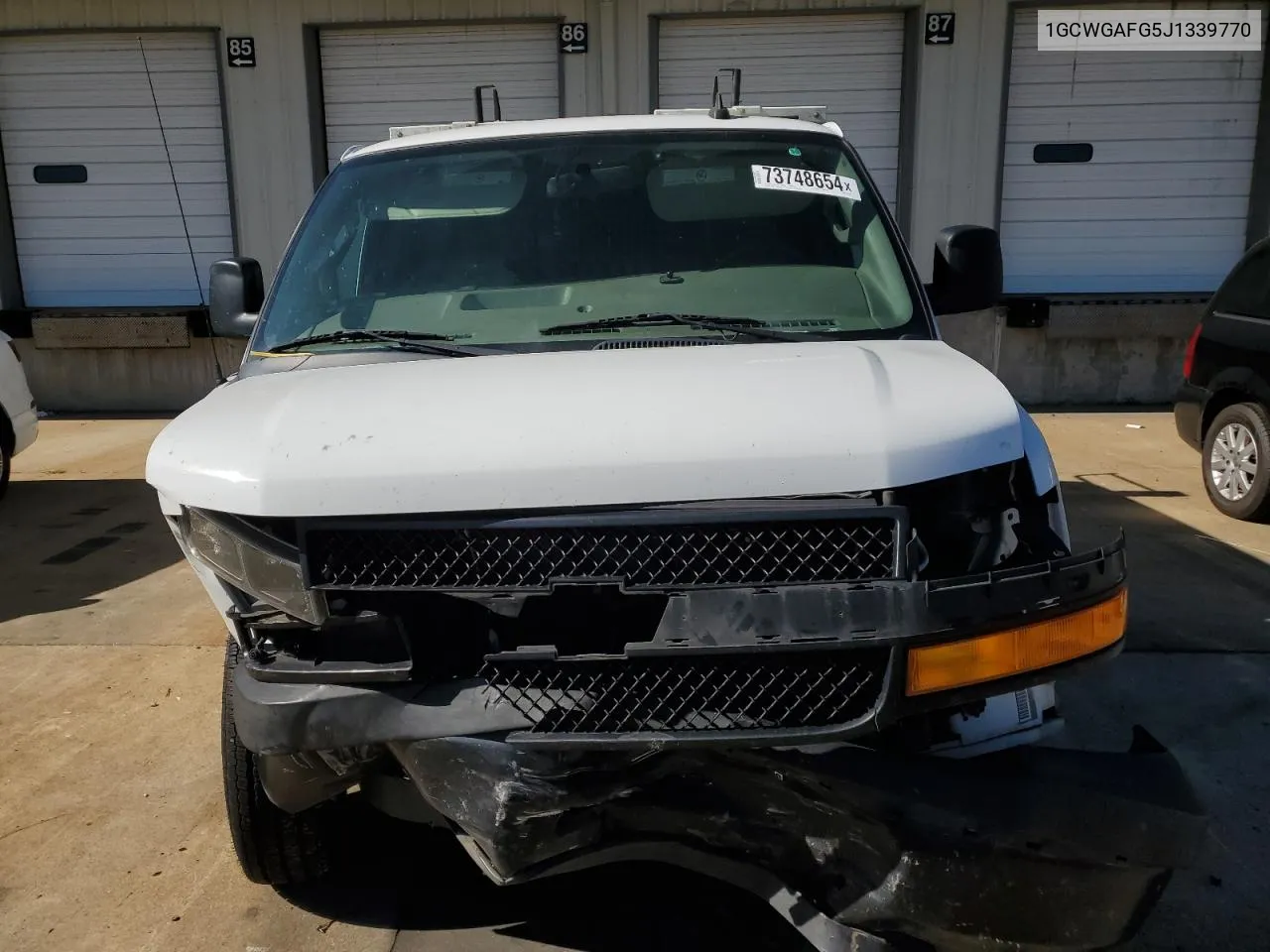 1GCWGAFG5J1339770 2018 Chevrolet Express G2500