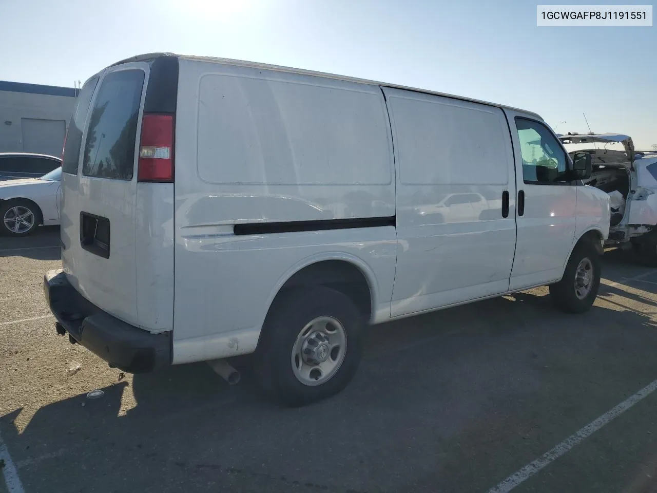 1GCWGAFP8J1191551 2018 Chevrolet Express G2500