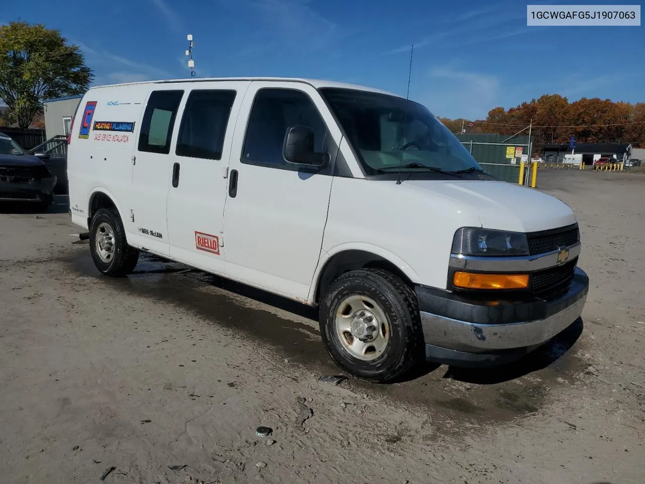 2018 Chevrolet Express G2500 VIN: 1GCWGAFG5J1907063 Lot: 77327894