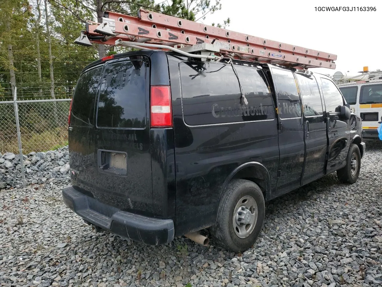 2018 Chevrolet Express G2500 VIN: 1GCWGAFG3J1163396 Lot: 78375984