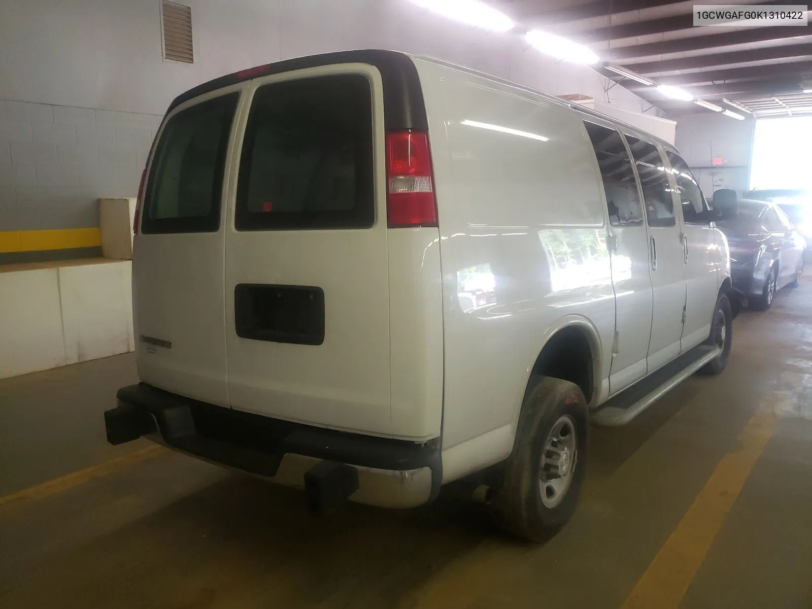 2019 Chevrolet Express G2500 VIN: 1GCWGAFG0K1310422 Lot: 51439601