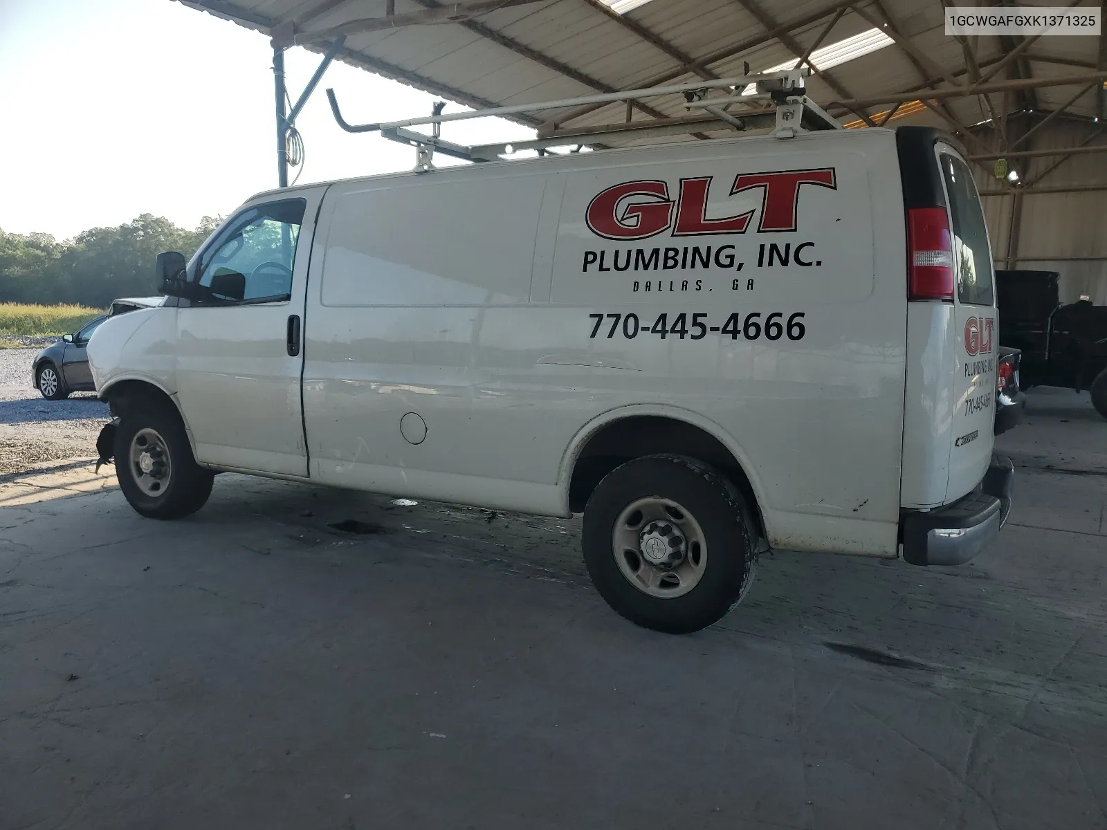 1GCWGAFGXK1371325 2019 Chevrolet Express G2500