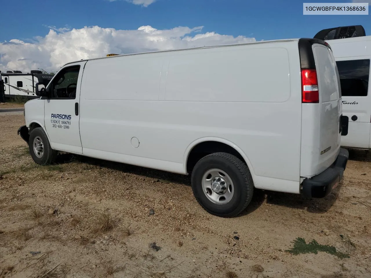 1GCWGBFP4K1368636 2019 Chevrolet Express G2500