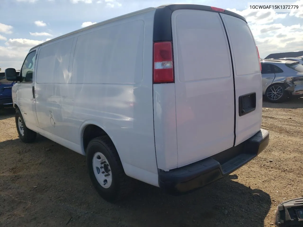 1GCWGAF15K1372779 2019 Chevrolet Express G2500