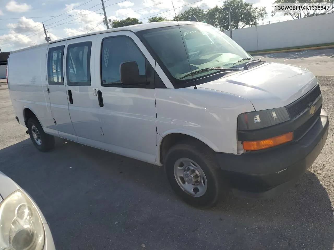 2019 Chevrolet Express G2500 VIN: 1GCWGBFPXK1338847 Lot: 73689304