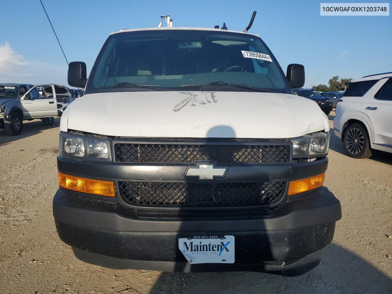 1GCWGAFGXK1203748 2019 Chevrolet Express G2500