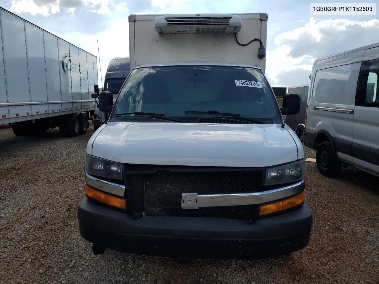 1GB0GRFP1K1152603 2019 Chevrolet Express G3500