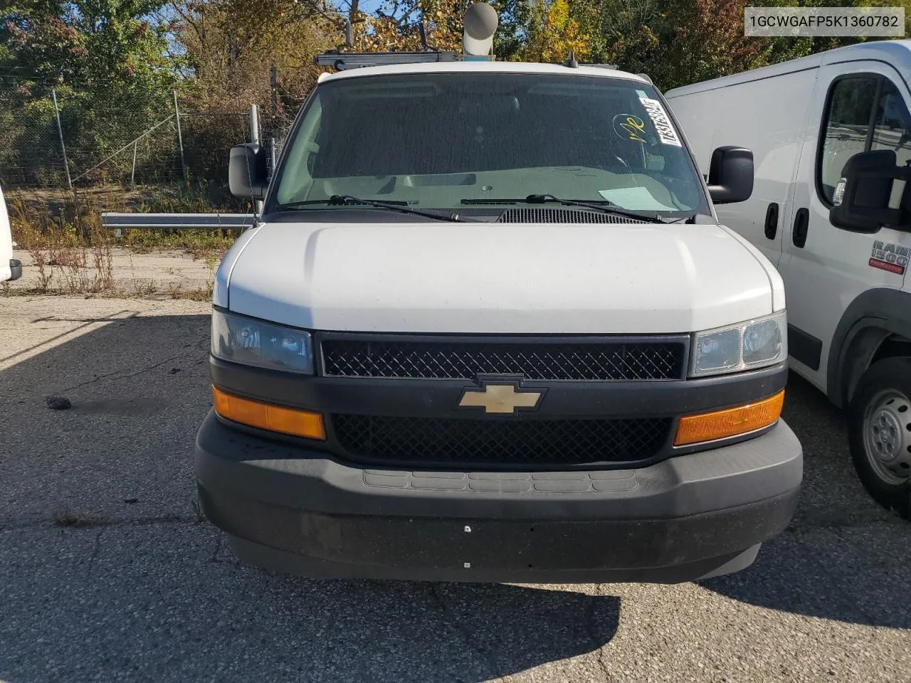 2019 Chevrolet Express G2 VIN: 1GCWGAFP5K1360782 Lot: 77045334